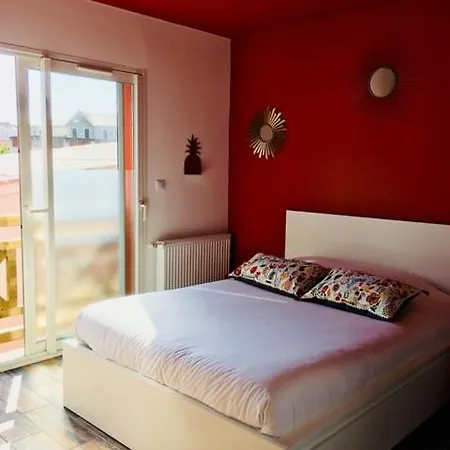 La Coloc Bed & Breakfast *